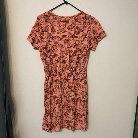 Old Navy Coral and Black Floral Mini Dress - Picture 5 of 7